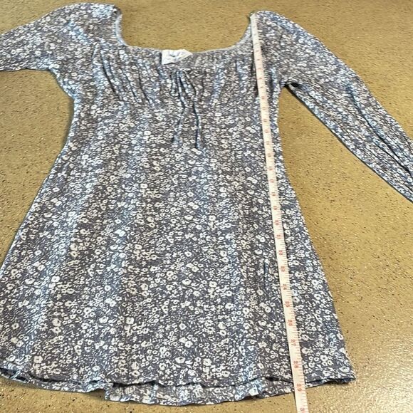 Sadie & Sage Washed Gauze Ditsy Floral U-Neck Boho Tunic Top Gray White sz M - Picture 11 of 14